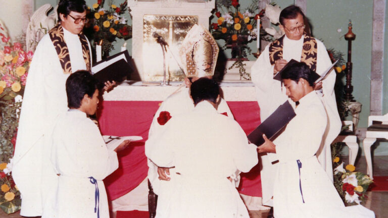 Tahbisan Imam Romo Yohanes Suwarno Sunu Siswoyo Pr. di Ganjuran 1988