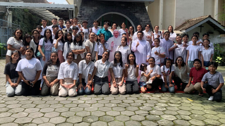 Sarasehan Minggu Panggilan bersama PIR dan OMK