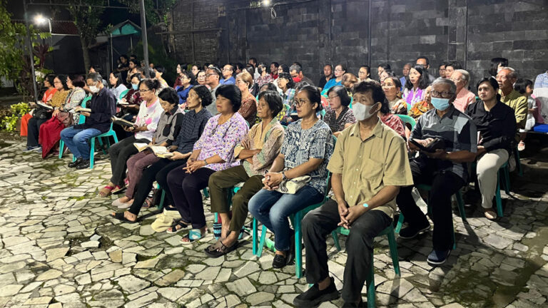 Misa Pembukaan Bulan Maria 2024 di Taman Doa Alpha dan Omega Palur Karanganyar