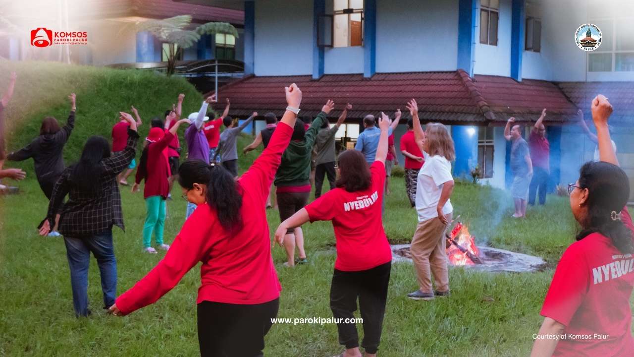 Olahraga bersama yang membangun kekompakan di antara anggota DPP INTI dan ketua Lingkungan